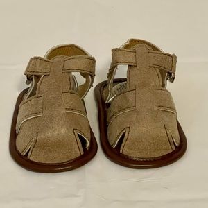 HB Baby Shoes / Sandals. 12-18 mths